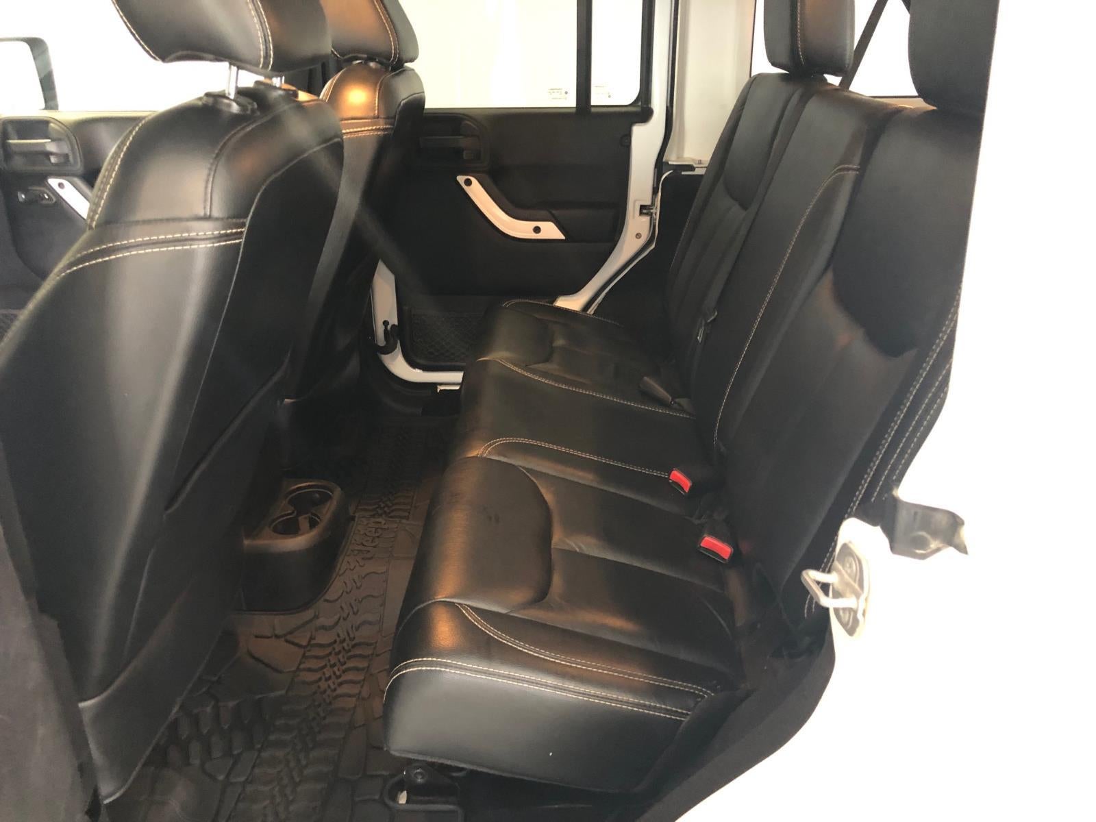 2014 Jeep Wrangler Unlimited Polar Edition