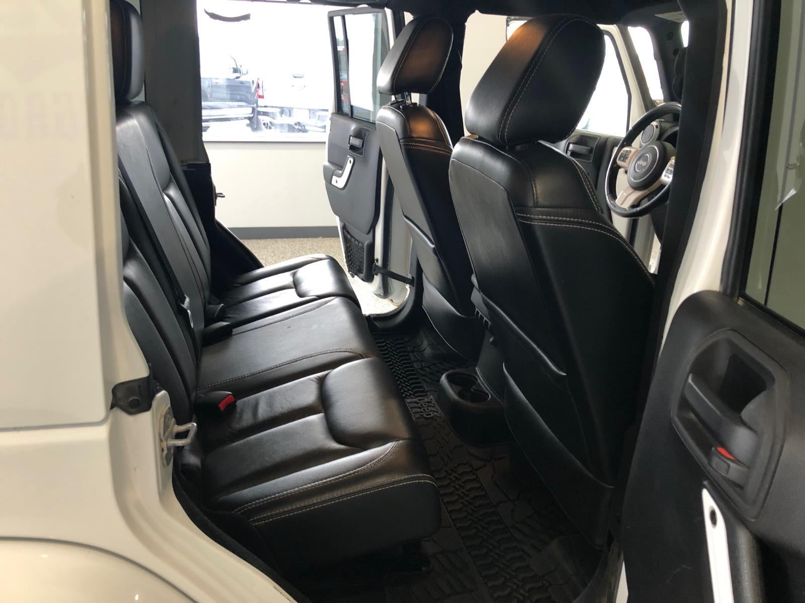 2014 Jeep Wrangler Unlimited Polar Edition