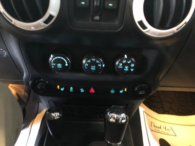 2014 Jeep Wrangler Unlimited Polar Edition