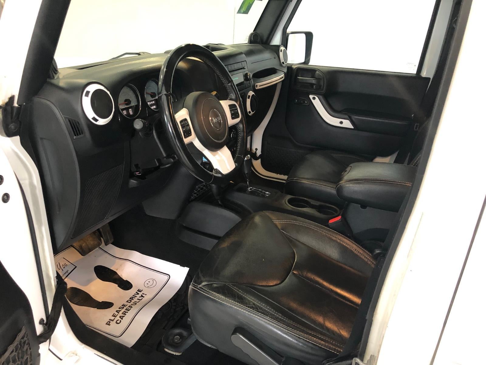 2014 Jeep Wrangler Unlimited Polar Edition