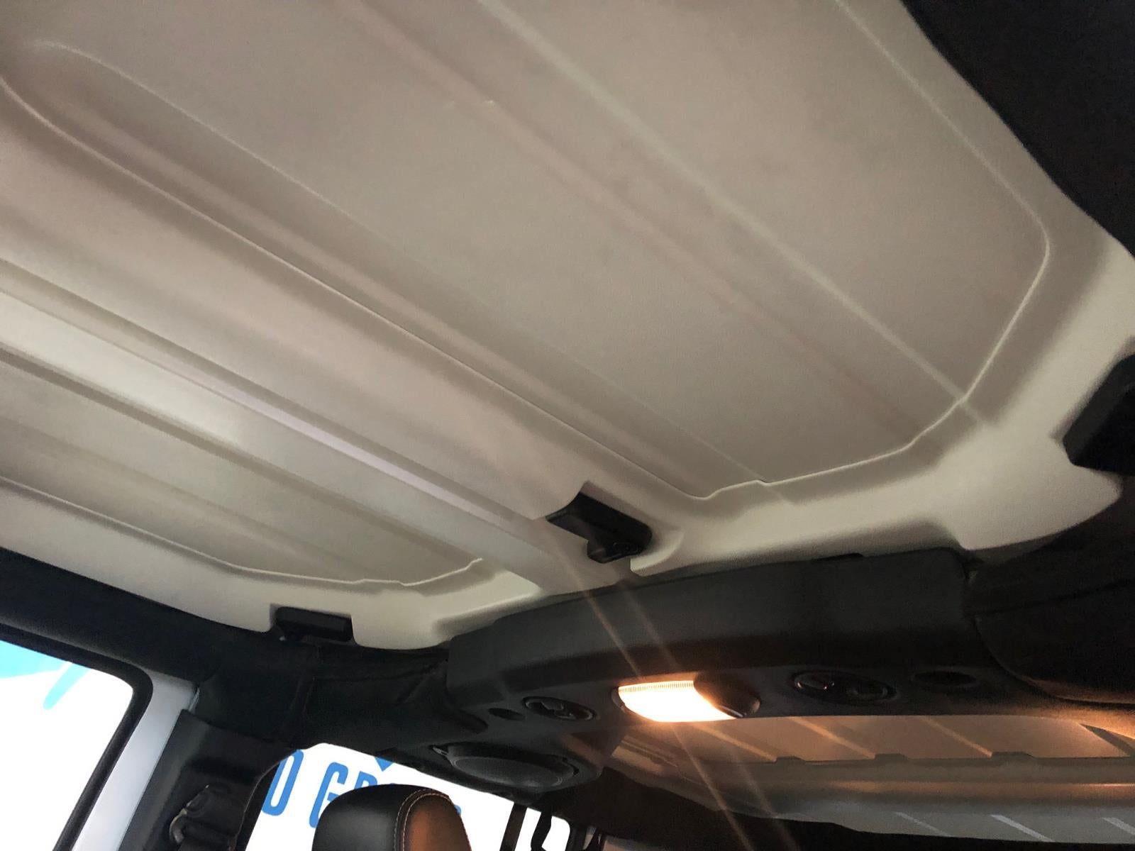 2014 Jeep Wrangler Unlimited Polar Edition