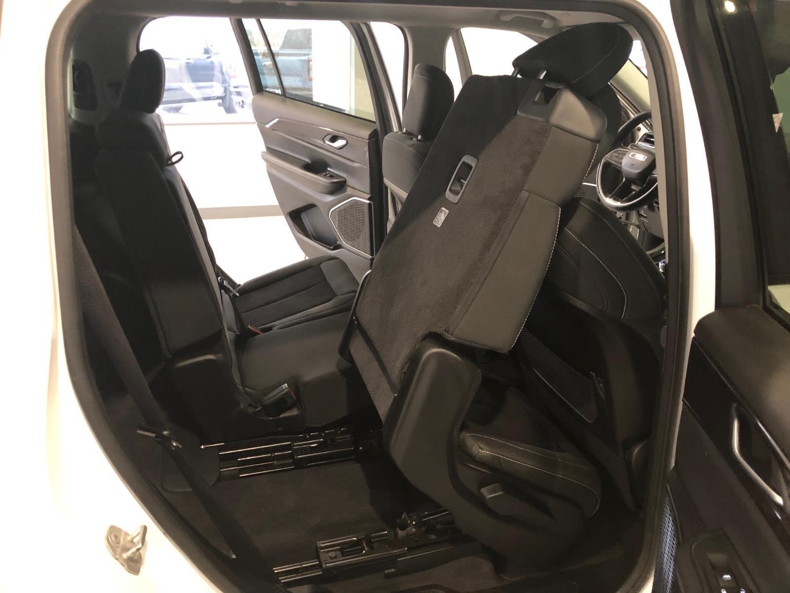 2021 Jeep Grand Cherokee L Laredo