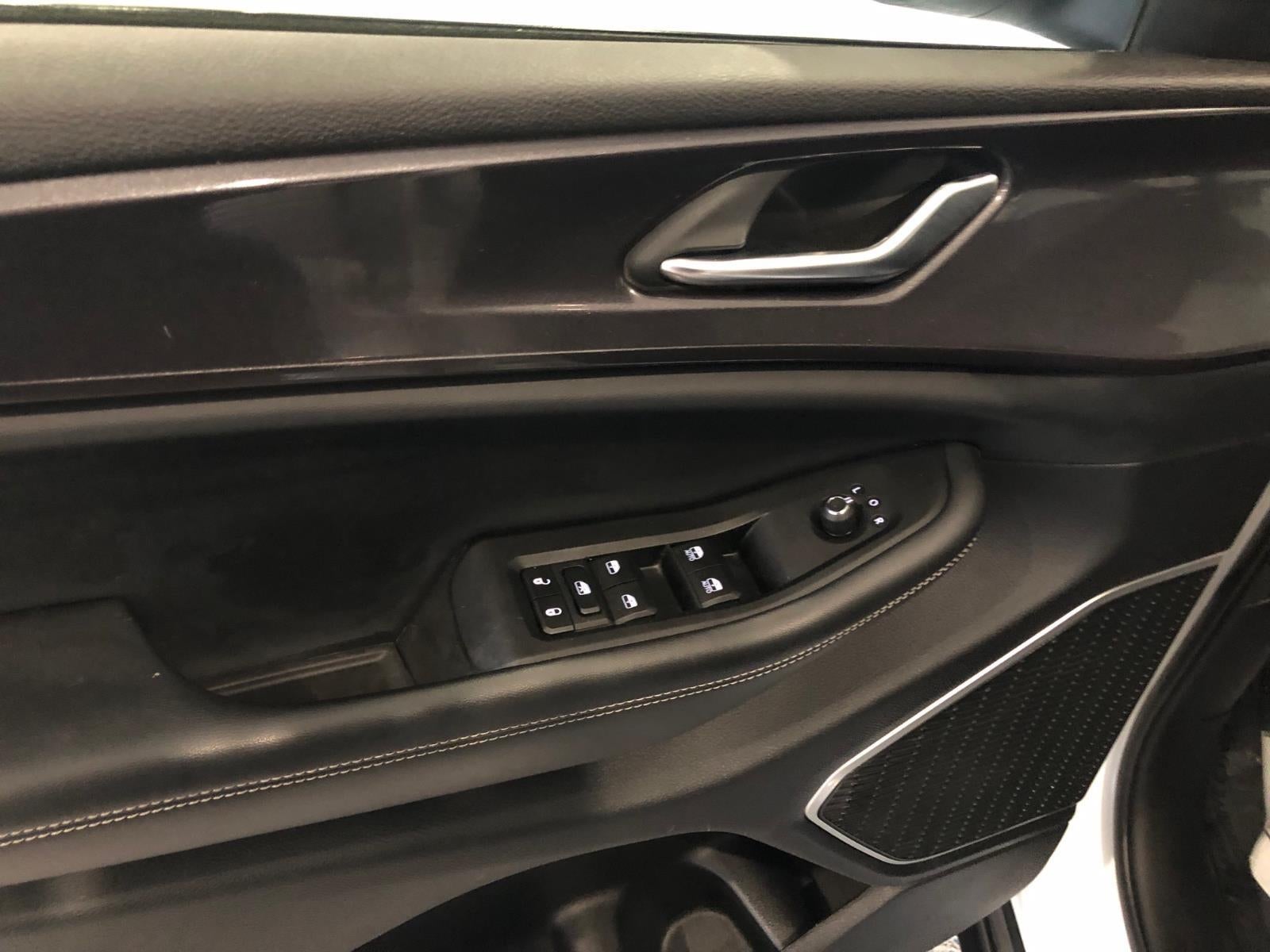 2021 Jeep Grand Cherokee L Laredo