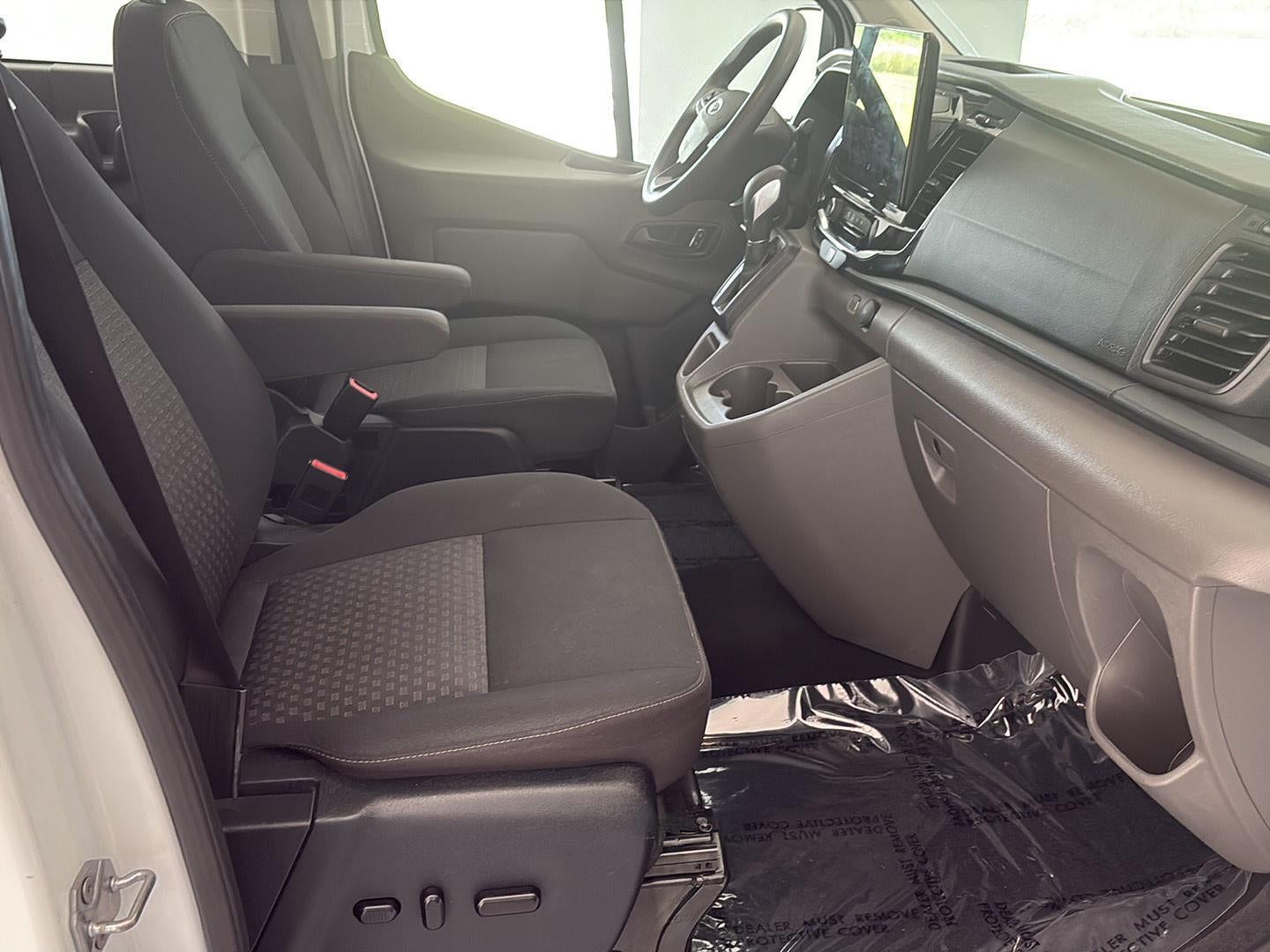 2023 Ford Transit Passenger Wagon XL