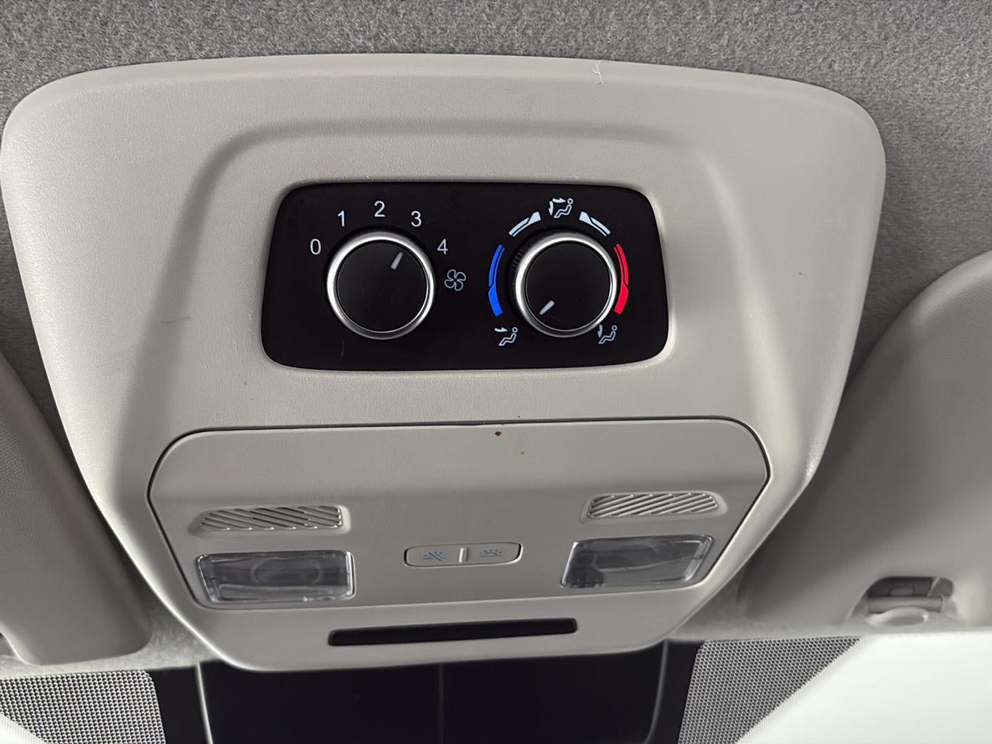 2023 Ford Transit Passenger Wagon XL