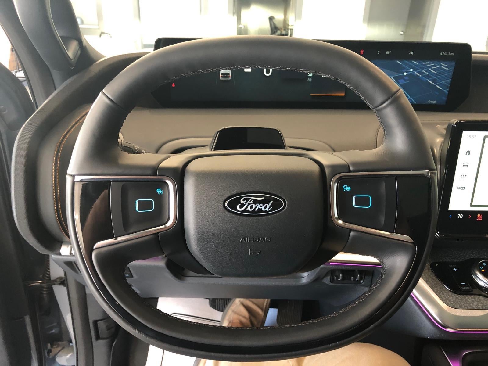 2025 Ford Expedition Tremor