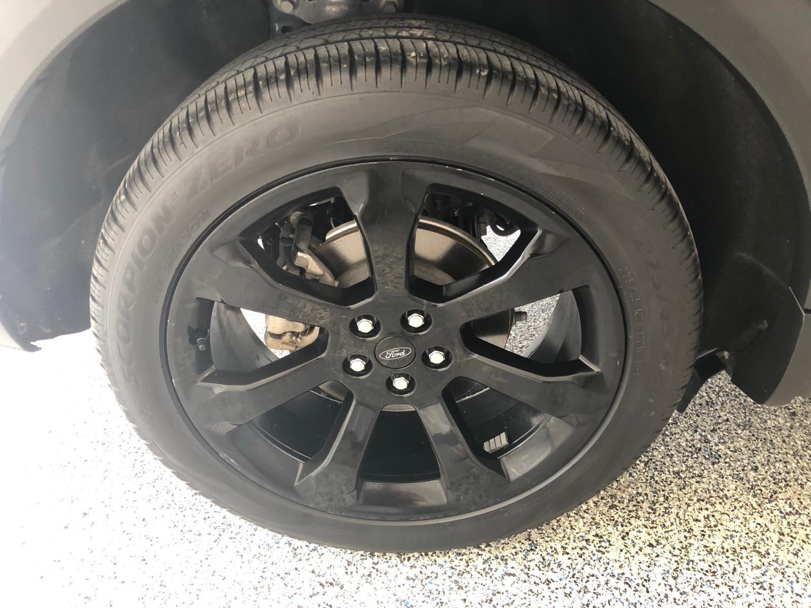 2023 Ford Explorer ST-Line