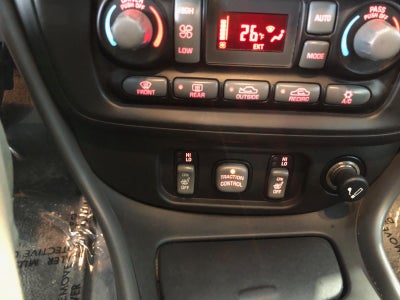 2003 Pontiac Bonneville SSEi