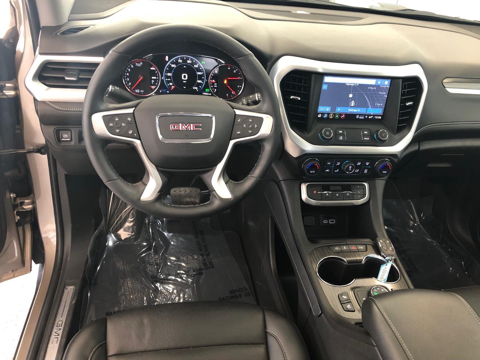 2023 GMC Acadia SLT