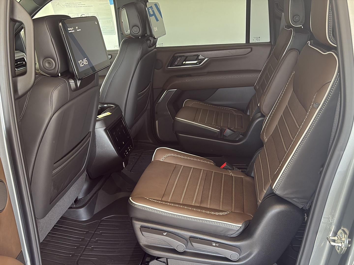 2027 GMC Yukon XL Denali Ultimate