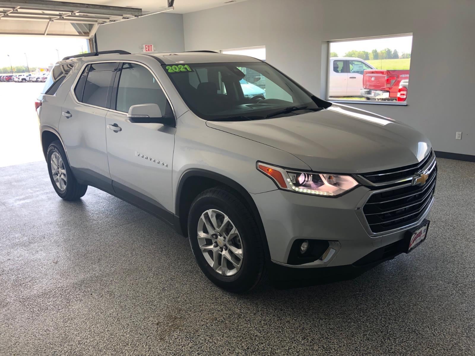 2021 Chevrolet Traverse LT Cloth