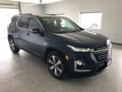 2023 Chevrolet Traverse LT Leather
