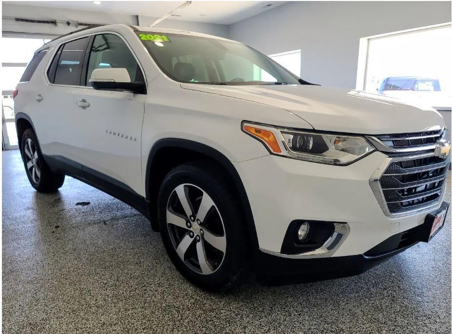 2021 Chevrolet Traverse LT Leather