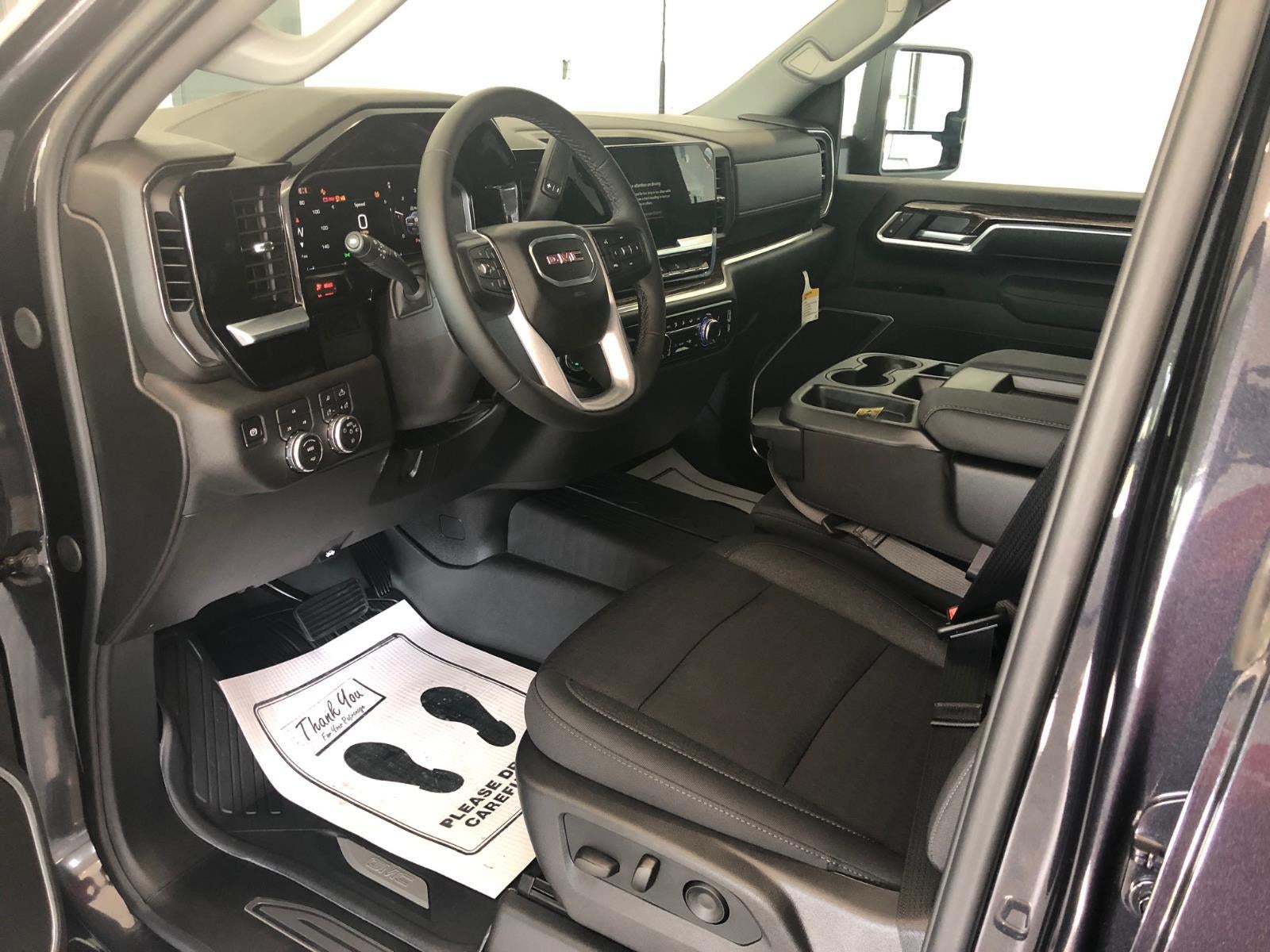 2026 GMC Sierra 2500 HD SLE