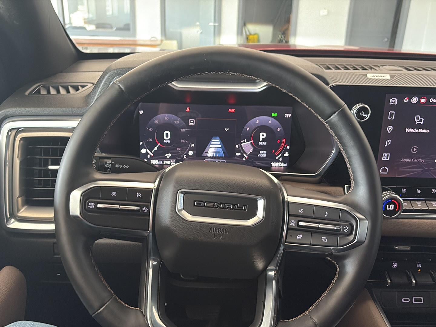 2025 GMC Canyon Denali