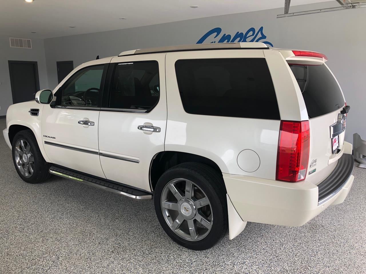 2011 Cadillac Escalade Premium