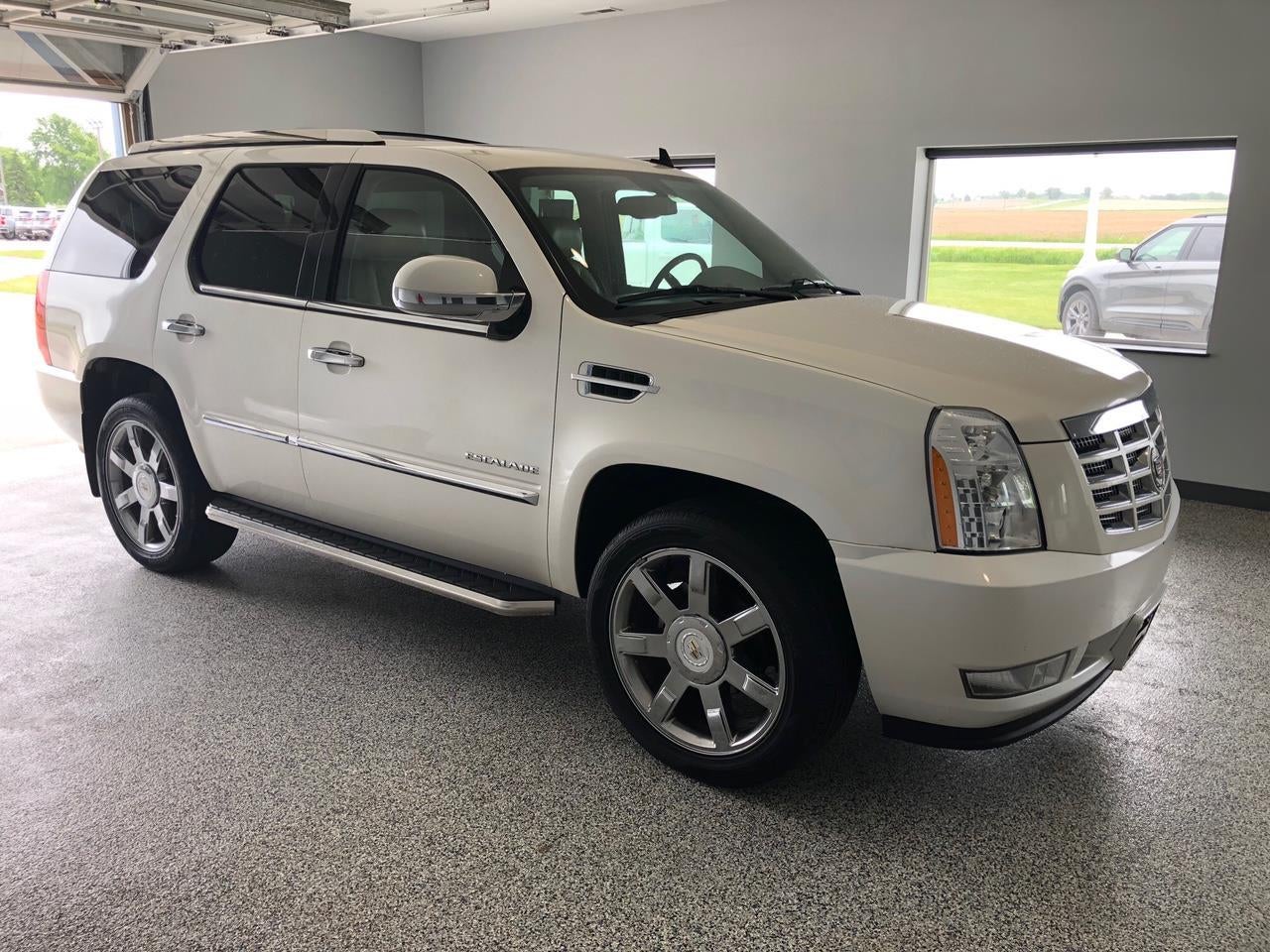 2011 Cadillac Escalade Premium