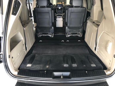 2012 Chrysler Town & Country Touring