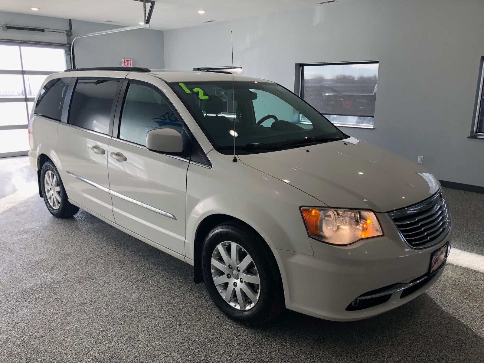 2012 Chrysler Town & Country Touring