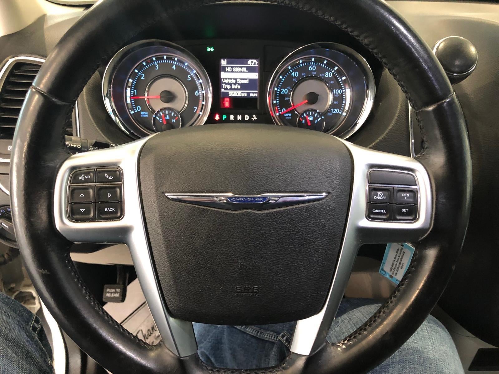 2012 Chrysler Town & Country Touring