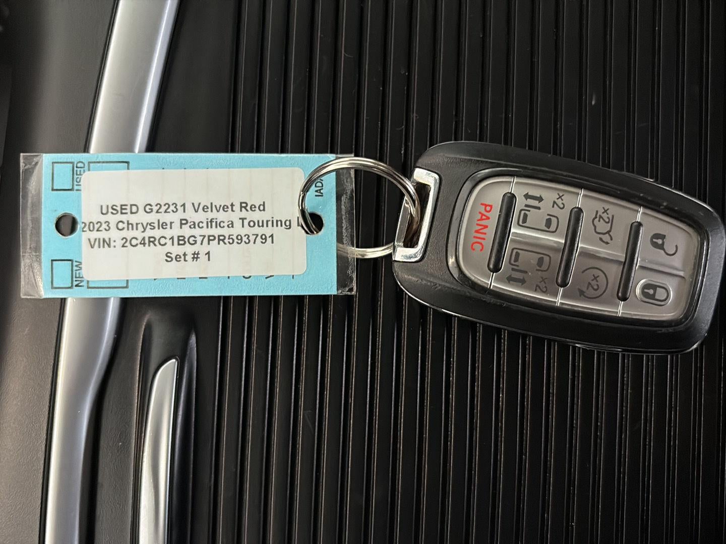 2023 Chrysler Pacifica Touring L