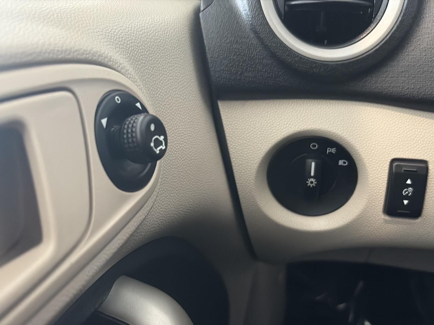 2011 Ford Fiesta SE