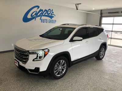 2022 GMC Terrain SLT