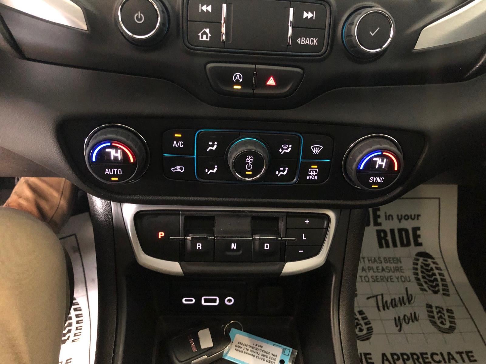 2022 GMC Terrain SLT