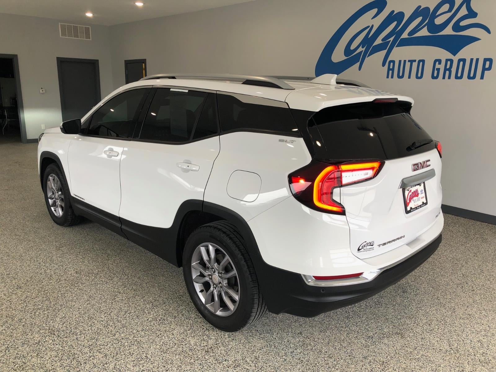 2022 GMC Terrain SLT