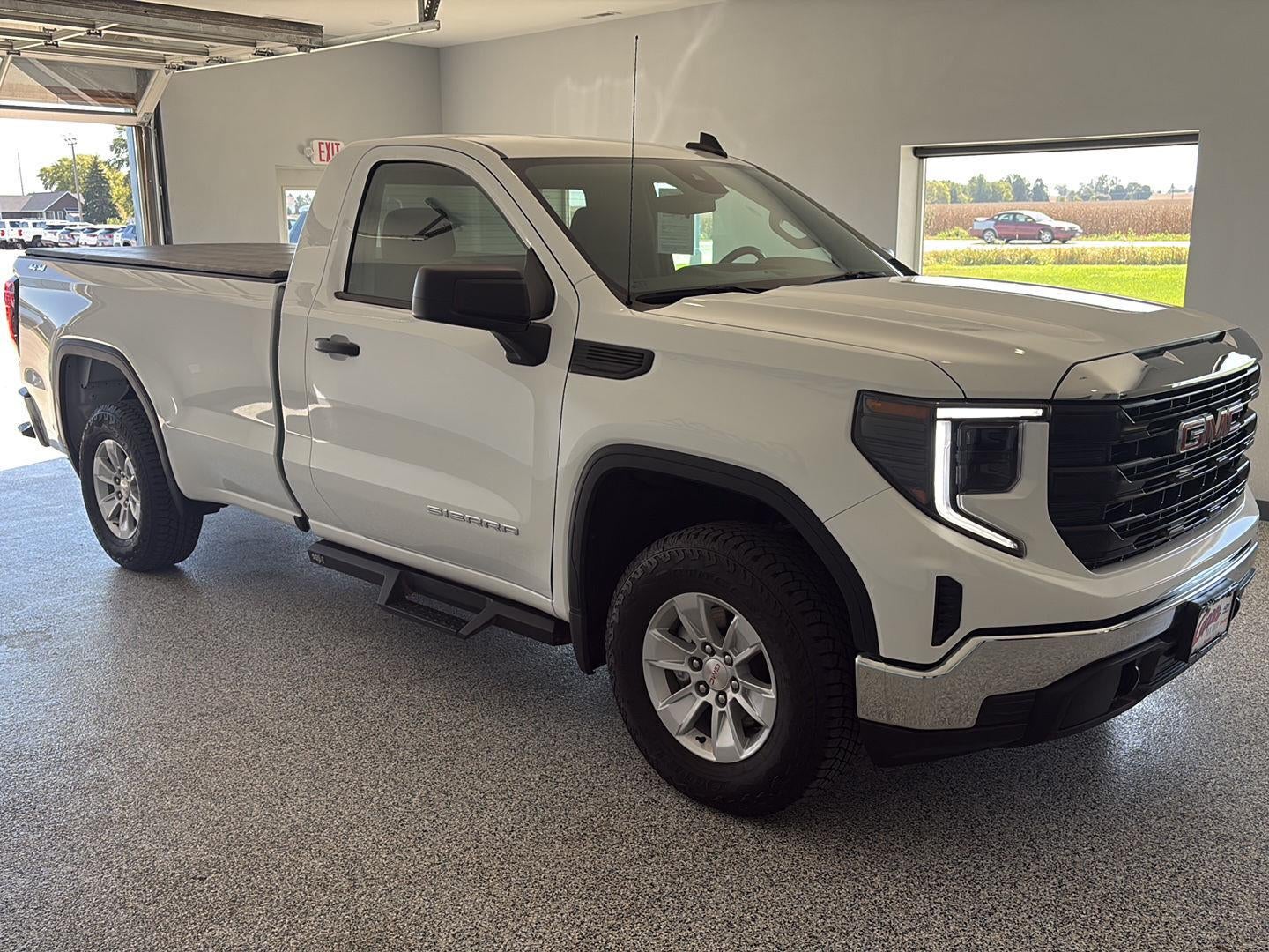 2025 GMC Sierra 1500 Pro