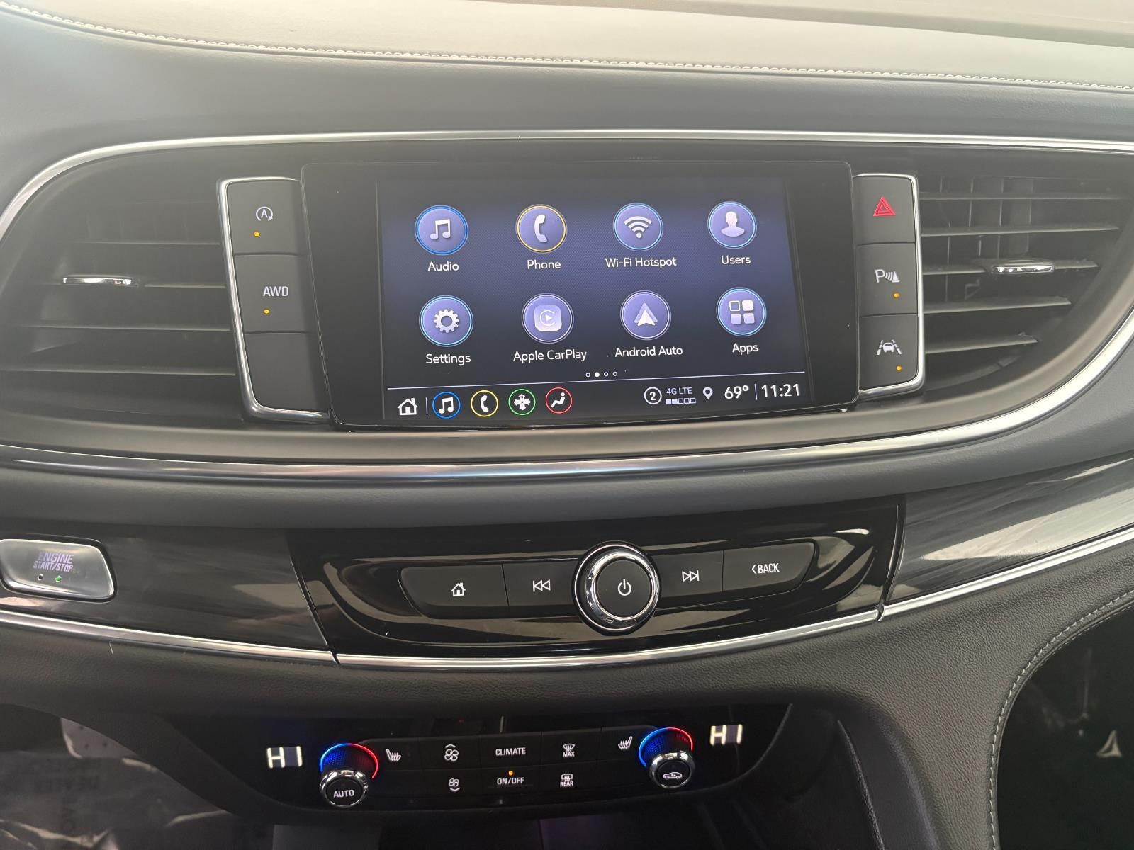 2023 Buick Enclave Essence