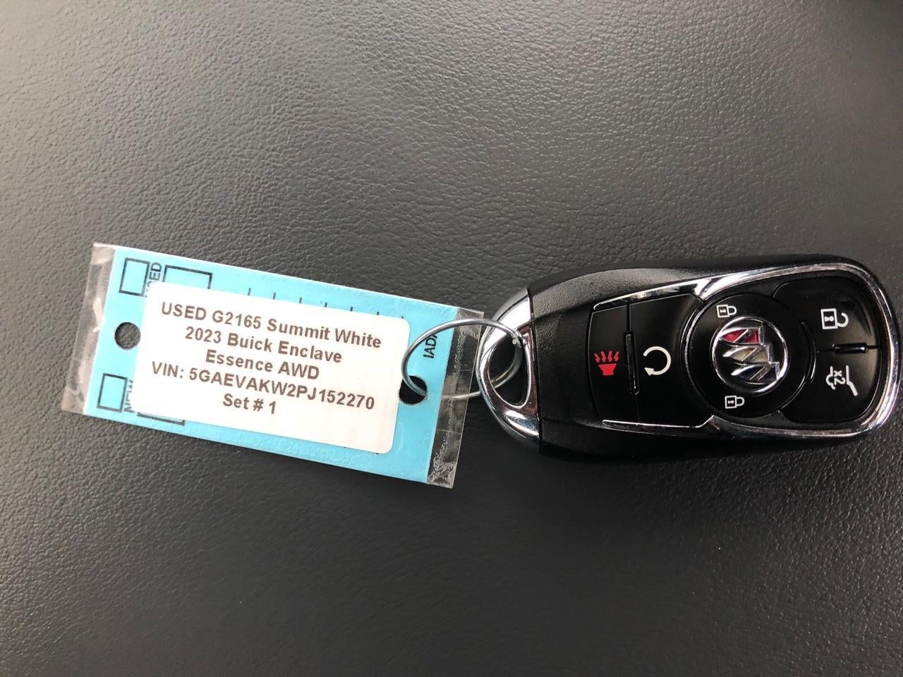 2023 Buick Enclave Essence