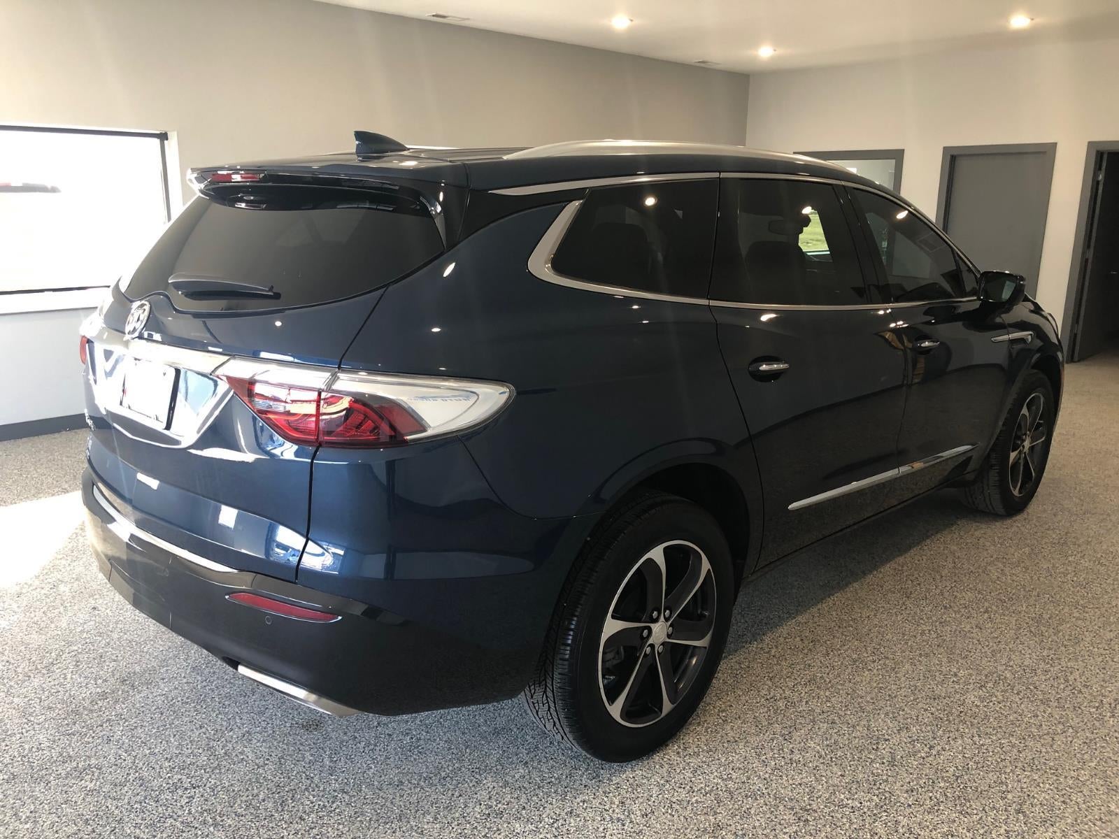 2023 Buick Enclave Essence