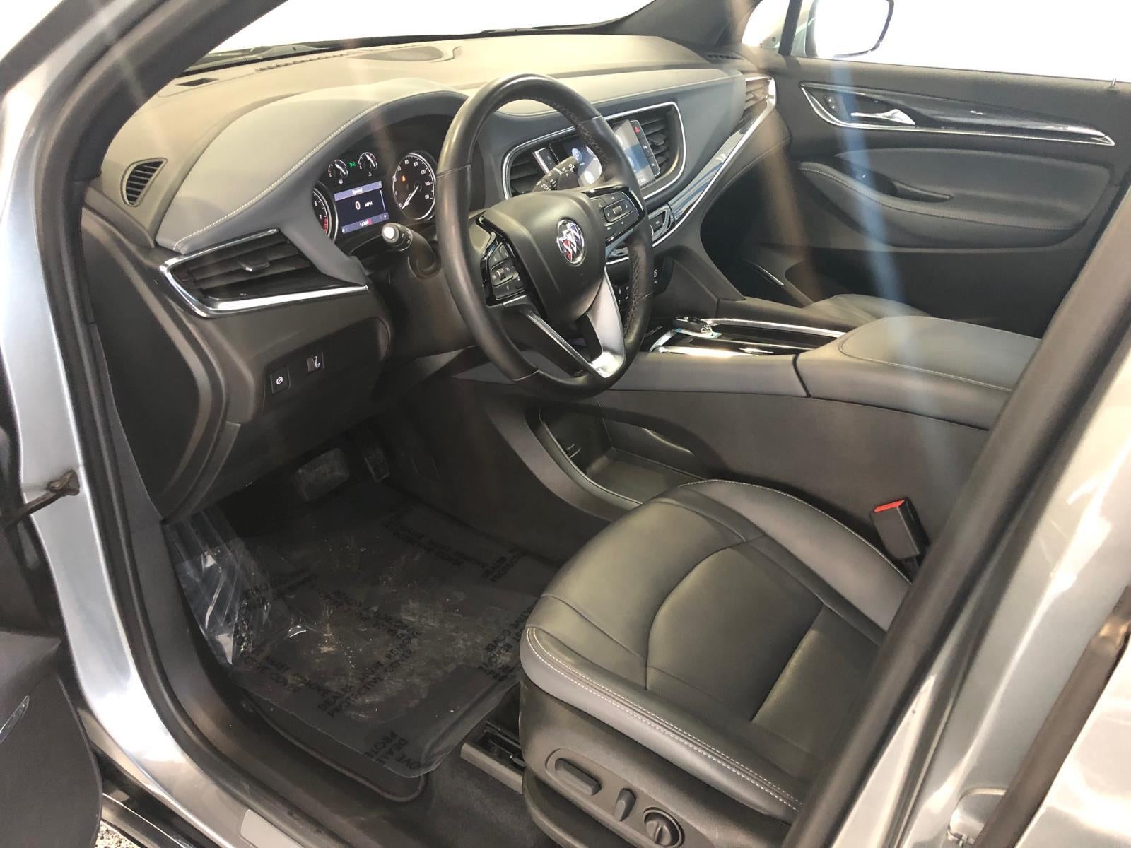 2023 Buick Enclave Essence