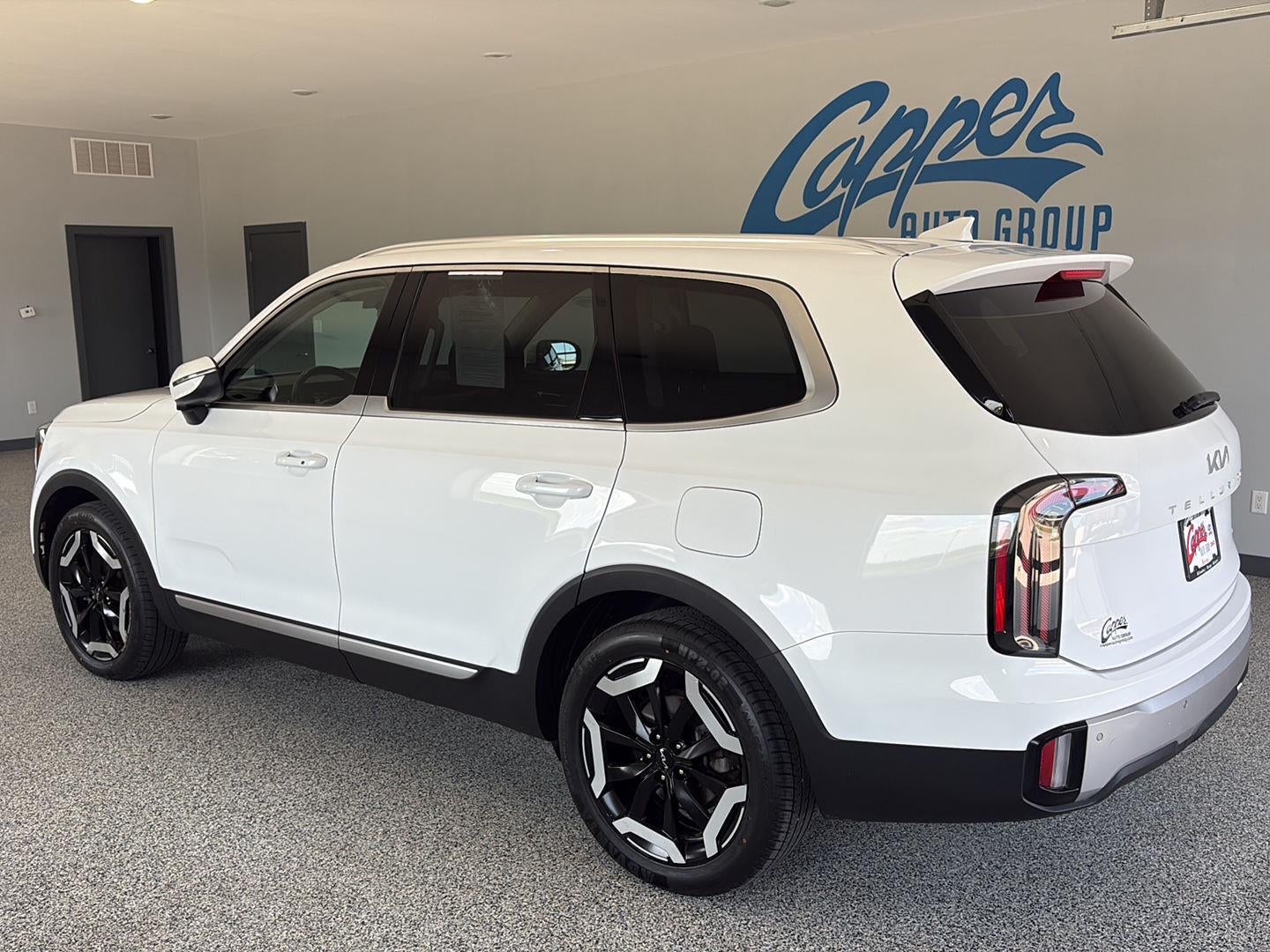 2023 Kia Telluride EX