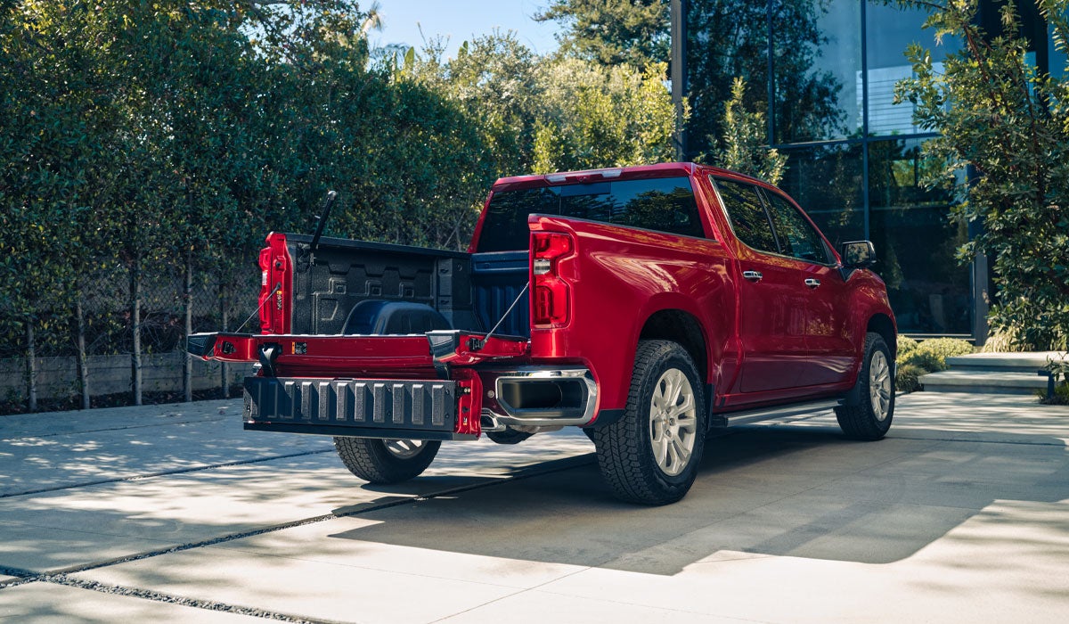 Charles Capper Auto Center in MARENGO IA