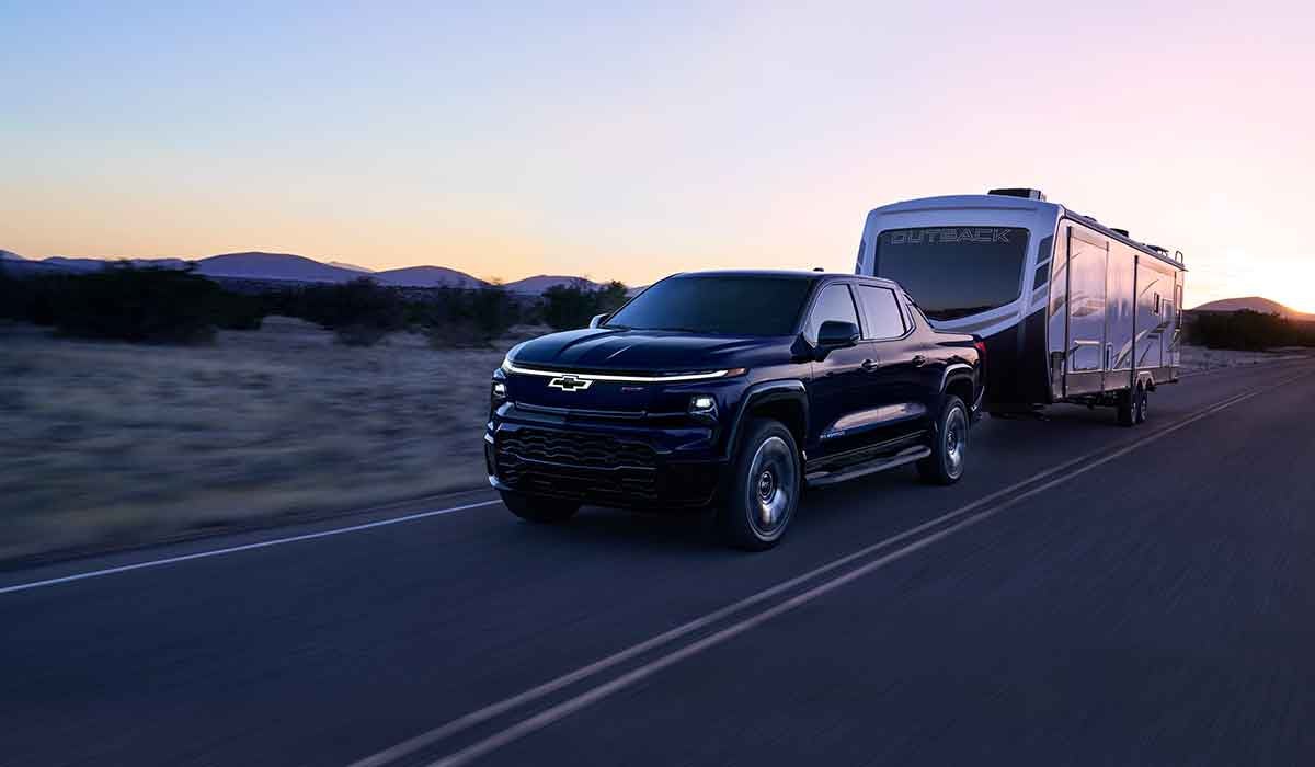 Charles Capper Auto Center in MARENGO IA